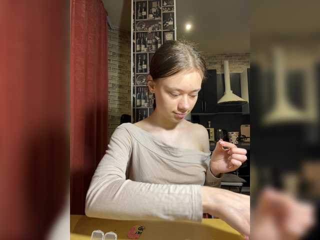 18YoungPussy18 live cam on BongaCams