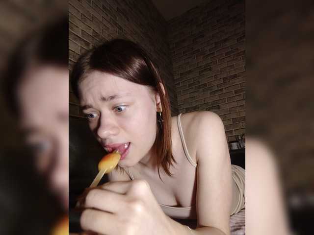 18YoungPussy18 live cam