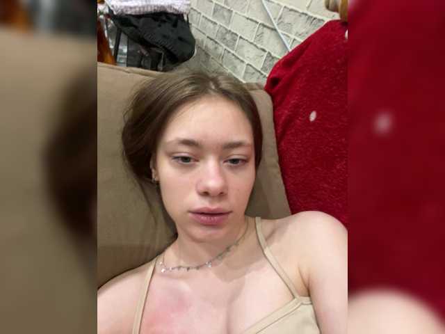 18YoungPussy18 live cam on BongaCams