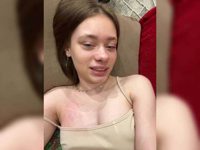 18YoungPussy18 live cam on BongaCams