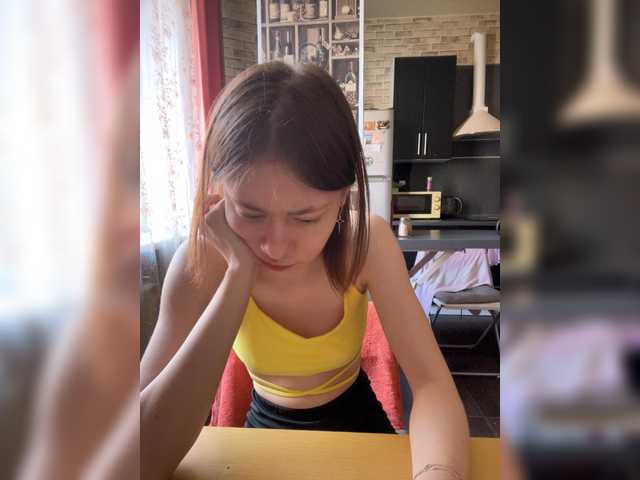 18YoungPussy18 live cam on BongaCams
