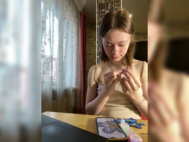 18YoungPussy18 live cam on BongaCams