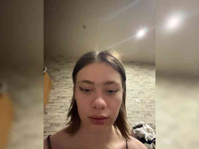 18YoungPussy18 Sex Cam Show