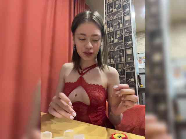 Модель: 18YoungPussy18