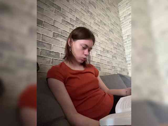 18YoungPussy18 webcam