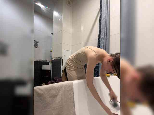 18YoungPussy18 webcam