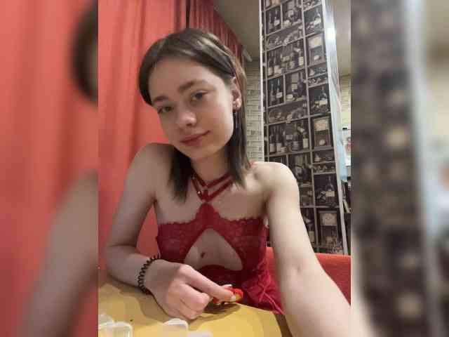 18YoungPussy18 webcam