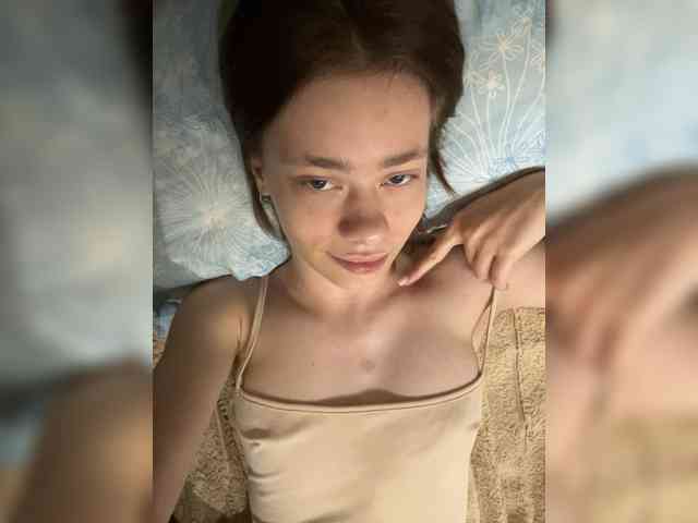 18YoungPussy18 webcam