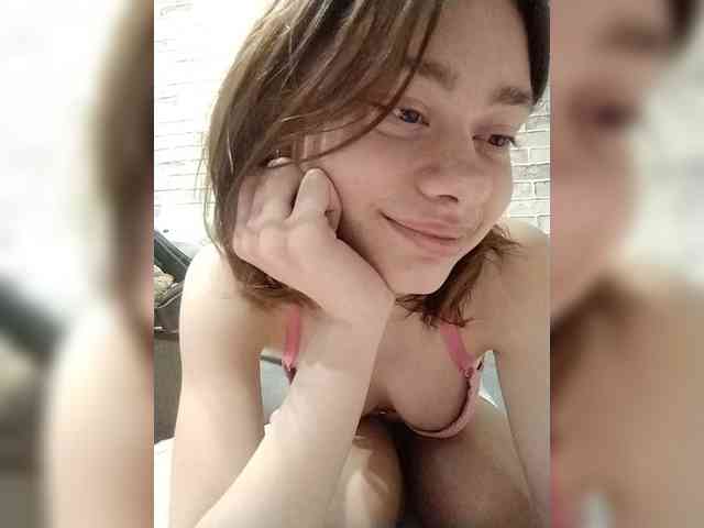 18YoungPussy18 - Girl 