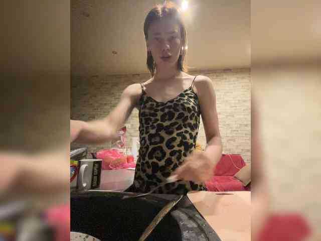 18YoungPussy18 webcam