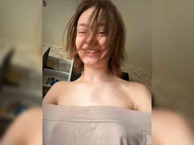 18YoungPussy18 Sex Cam Show