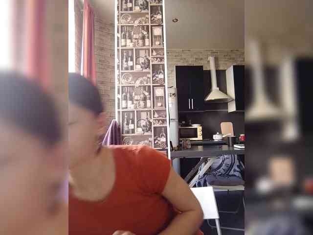 18YoungPussy18 webcam