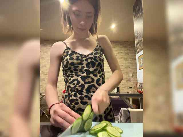 18YoungPussy18 Sex Cam Show