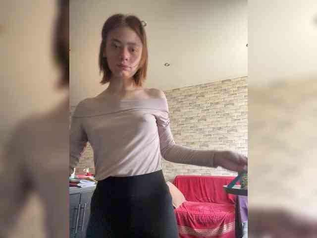 18YoungPussy18 Sex Cam Show