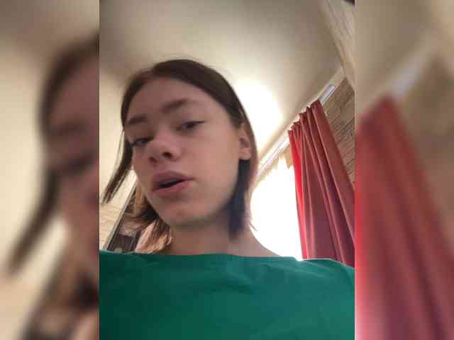18YoungPussy18 Sex Cam Show
