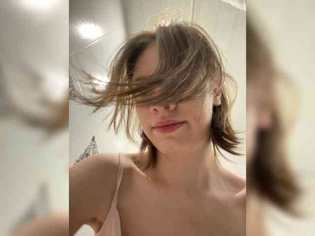 Модель: 18YoungPussy18