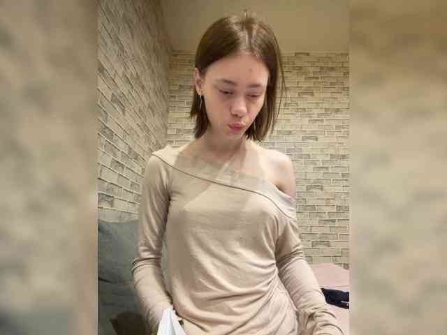 18YoungPussy18 webcam