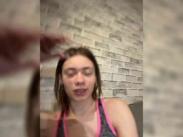 18YoungPussy18 Sex Cam Show