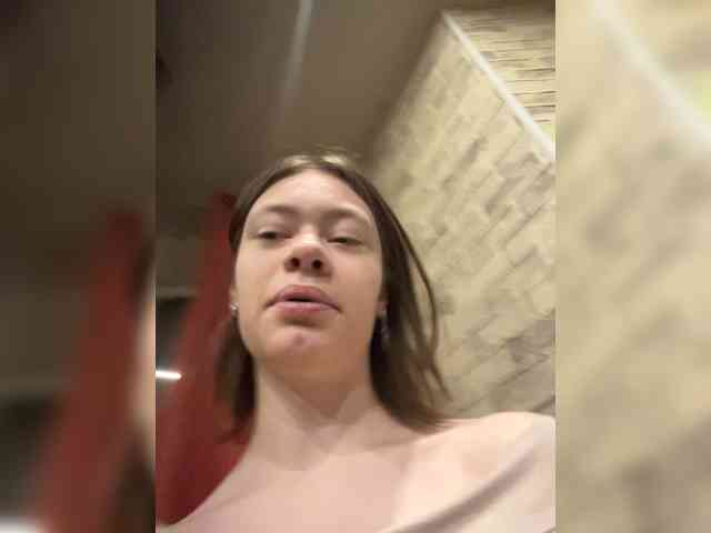 18YoungPussy18 Sex Cam Show