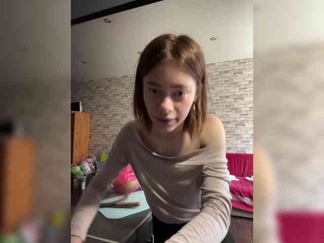 18YoungPussy18 Sex Cam Show