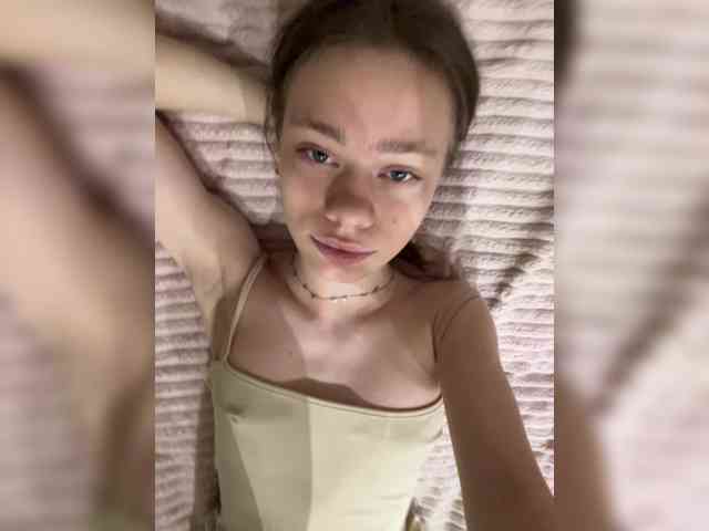 Модель: 18YoungPussy18