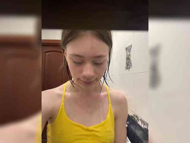 18YoungPussy18 Sex Cam Show
