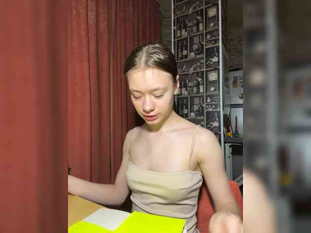 18YoungPussy18 webcam