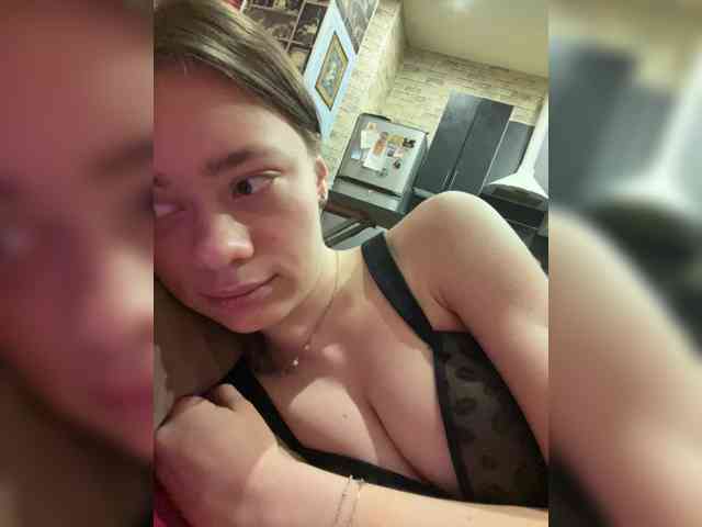 Модель: 18YoungPussy18