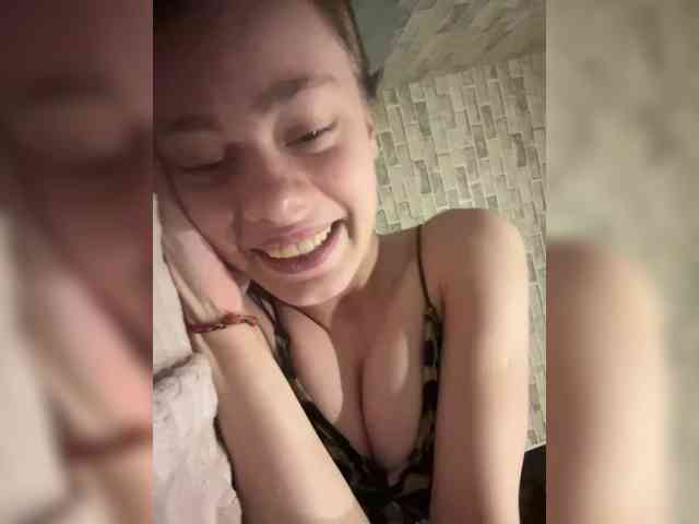 Модель: 18YoungPussy18
