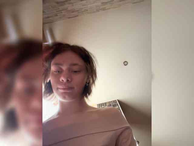 18YoungPussy18 Sex Cam Show