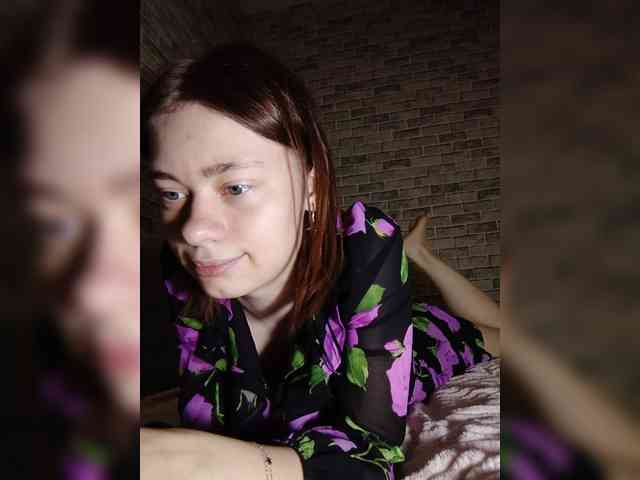 18YoungPussy18 webcam