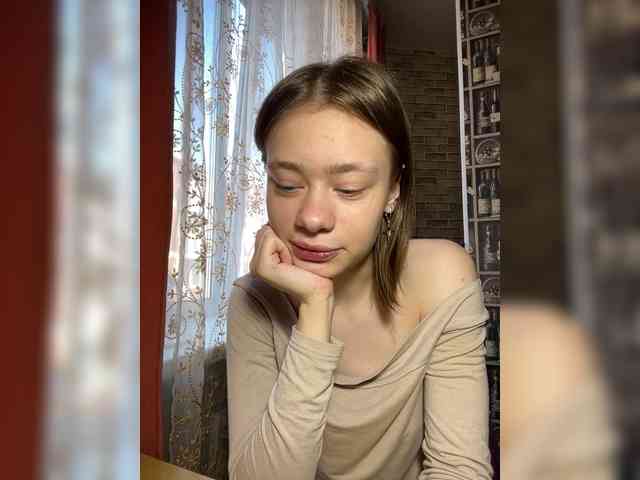 Модель: 18YoungPussy18
