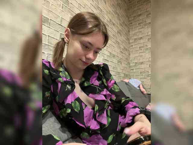 Модель: 18YoungPussy18
