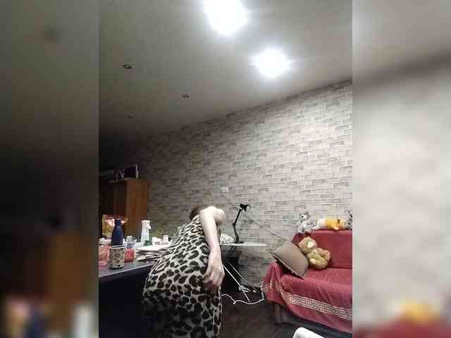 Модель: 18YoungPussy18