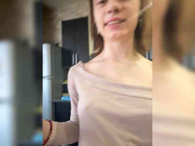 18YoungPussy18 Sex Cam Show
