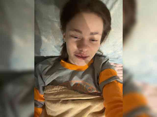 Модель: 18YoungPussy18
