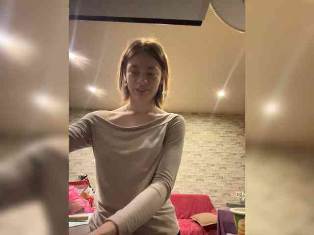 18YoungPussy18 Sex Cam Show