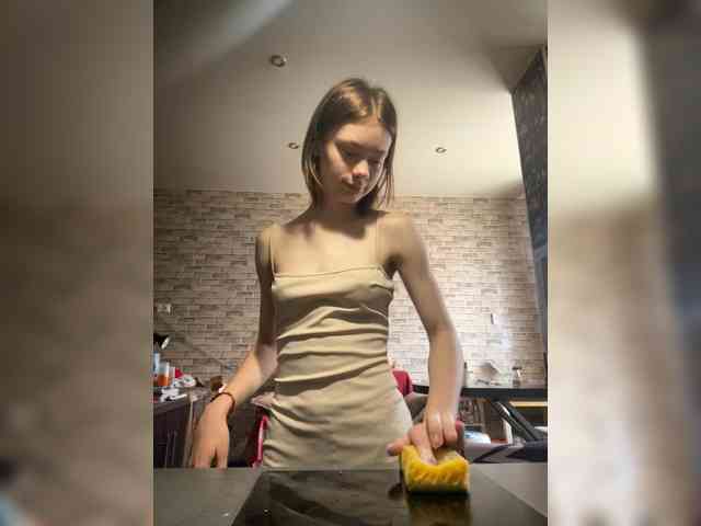 18YoungPussy18 Sex Cam Show