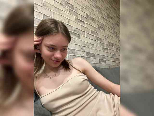 Модель: 18YoungPussy18
