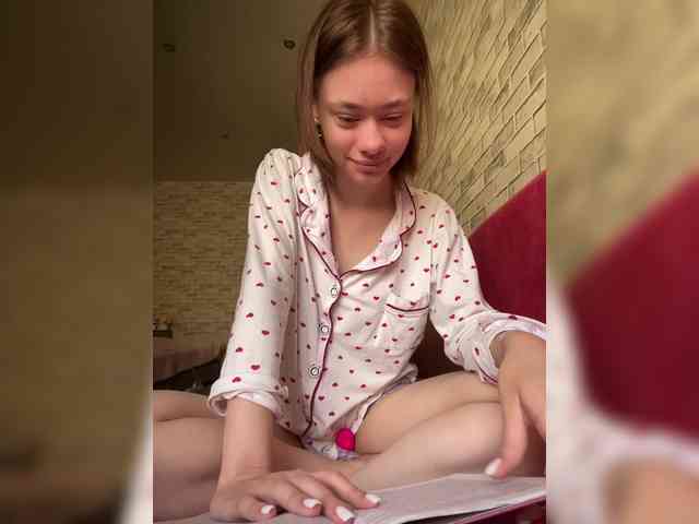 Модель: 18YoungPussy18