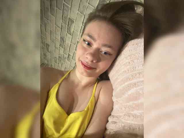 Модель: 18YoungPussy18