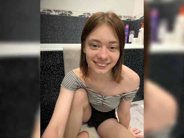 Модель: 18YoungPussy18