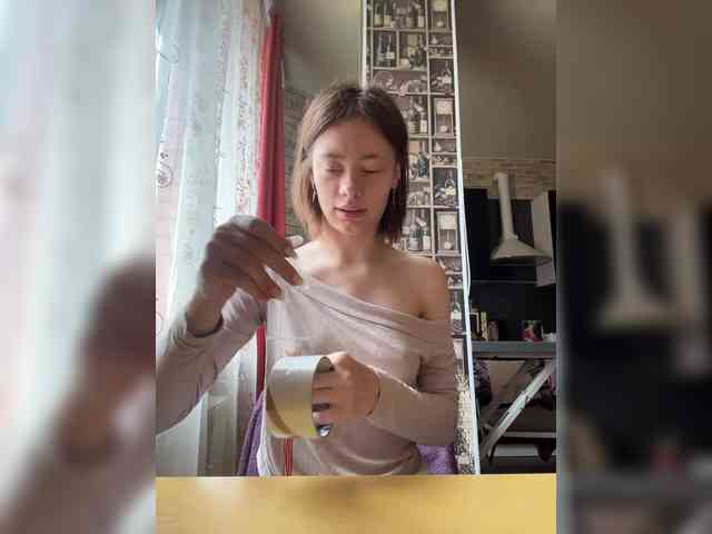 Модель: 18YoungPussy18