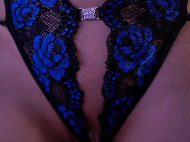 RubyMistique live cam on BongaCams