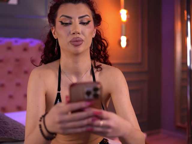 RubyMistique live cam on BongaCams