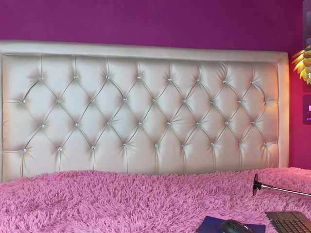 AlexaOlyx live cam on BongaCams