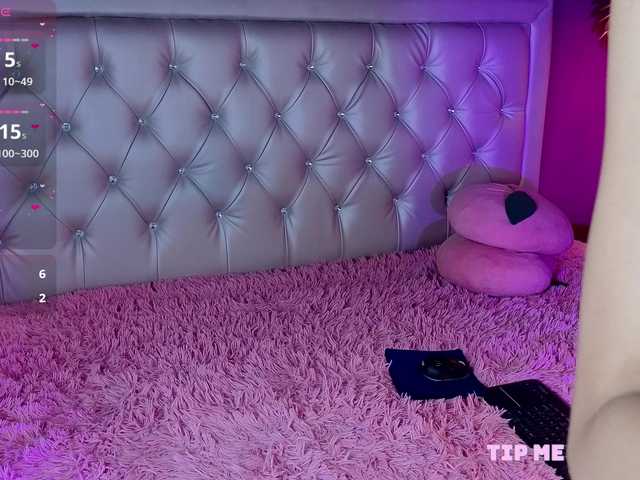 AlexaOlyx live cam on BongaCams