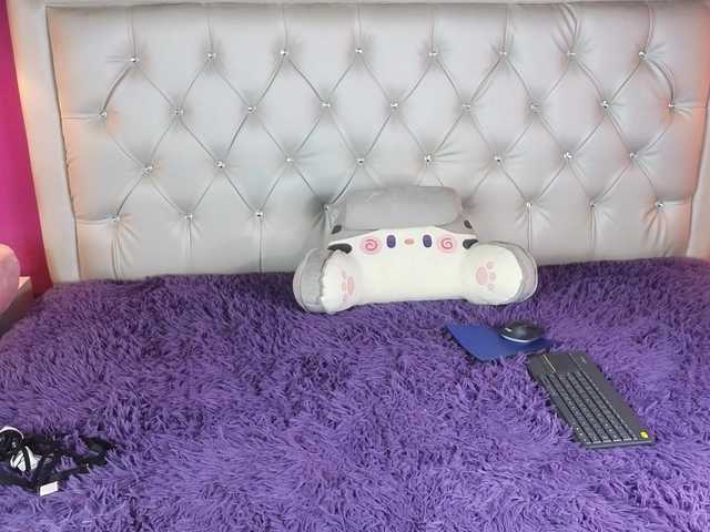 AlexaOlyx live cam on BongaCams