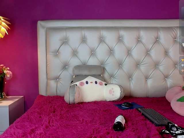 AlexaOlyx live cam on BongaCams