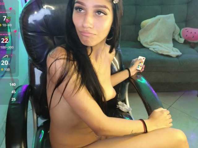 AlexaOlyx live cam on BongaCams